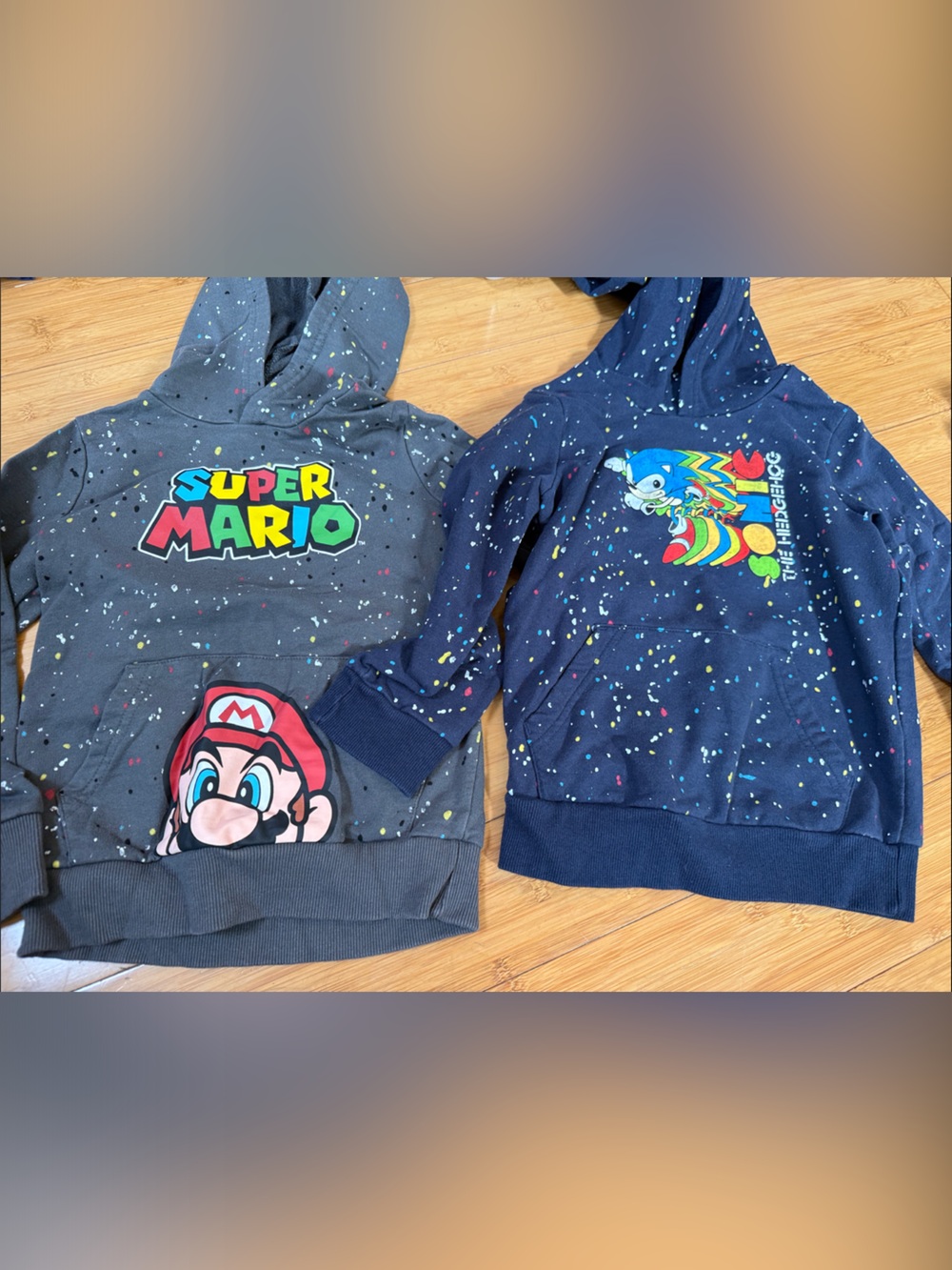 Kids Dark Gray & Navy Splatter Graphic Hoodies - Super Mario & Sonic size 6
